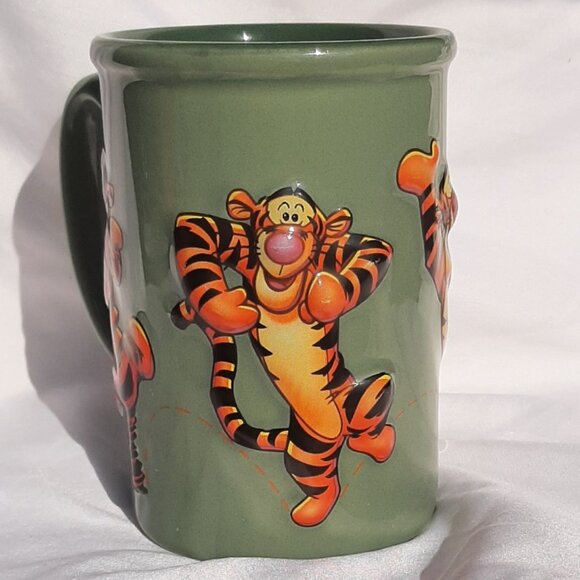 Disney Tigger Winnie the Pooh Large 3D Mug Green - Picture 4 of 7